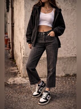 Y2K Faded Black Cropped Jeans Size 27 Distressed Raw Hem Grunge Vintage